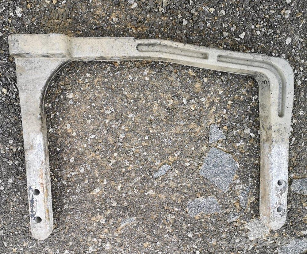 Renault KERAX DÍL KAROSERIE Transport – Andet