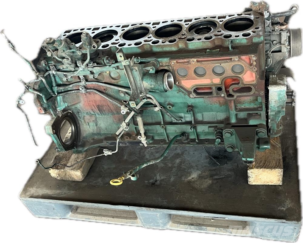 Volvo FL BLOK MOTORU 20901108, ZF 95241, 21009331, 20941 发动机
