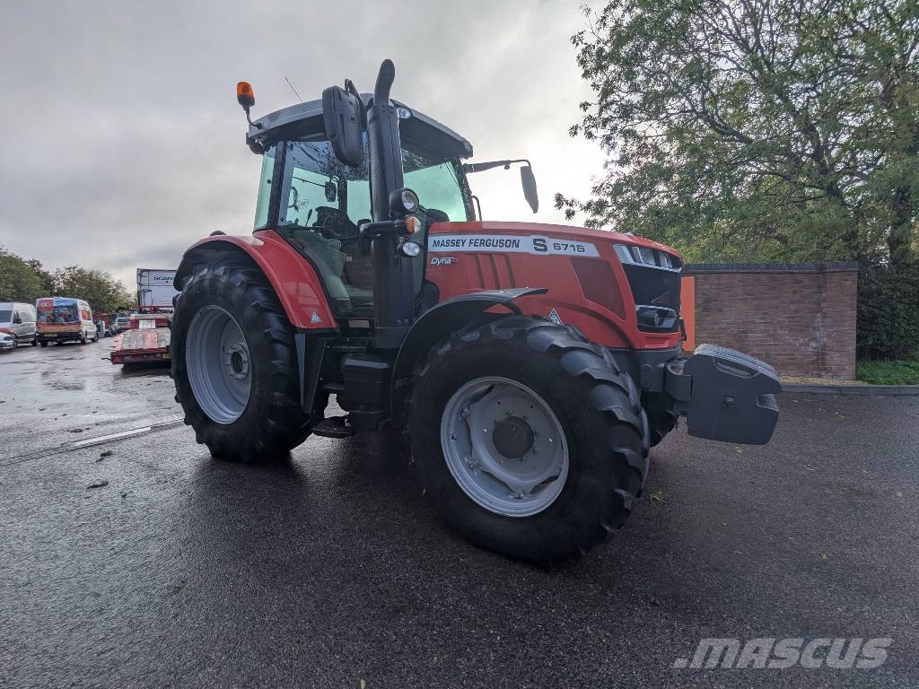 Massey Ferguson 6715 S Traktoren