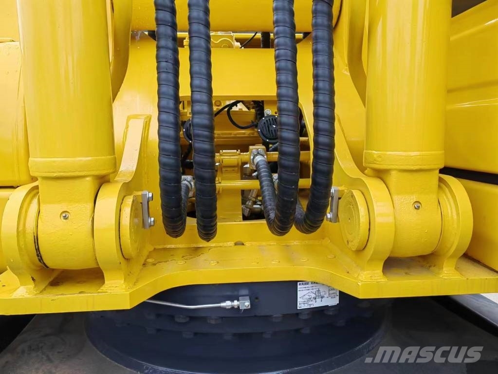 Komatsu PC 300-8 Εκσκαφείς με ερπύστριες