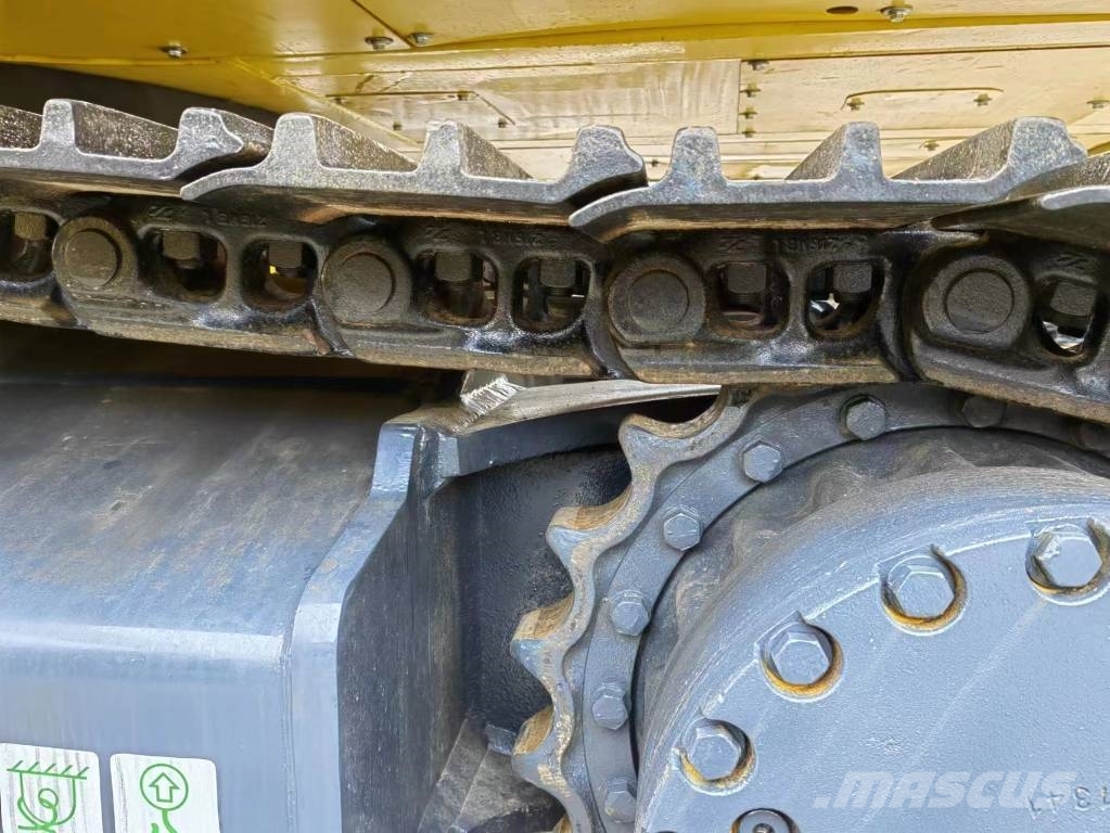 Komatsu PC 300-8 Εκσκαφείς με ερπύστριες