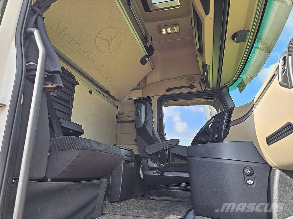 Mercedes-Benz ACTROS 1851 LS GIGASPACE RETARDER Sattelzugmaschinen