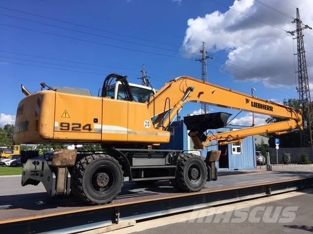Liebherr A 924 C Litronic Polovni bageri sa dugom rukom