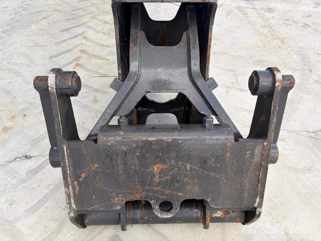 Ahlmann AZ95 Chassis en ophanging