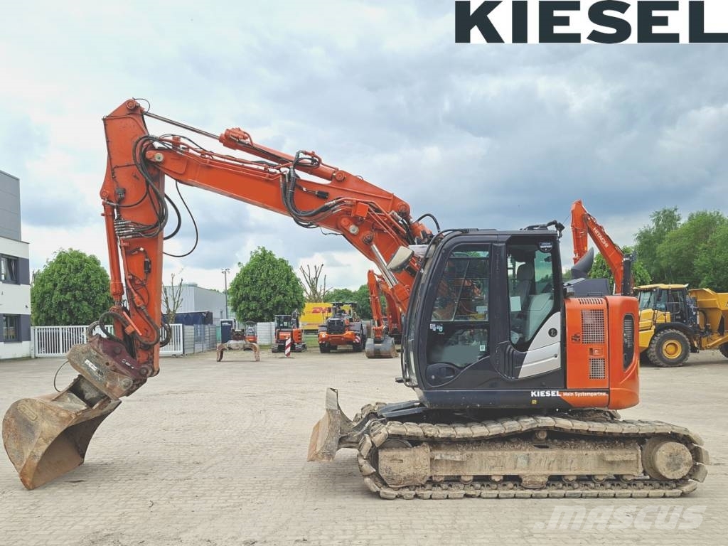 Гусеничный экскаватор Hitachi ZX 135 US-6, Год выпуска: 2020 б/у