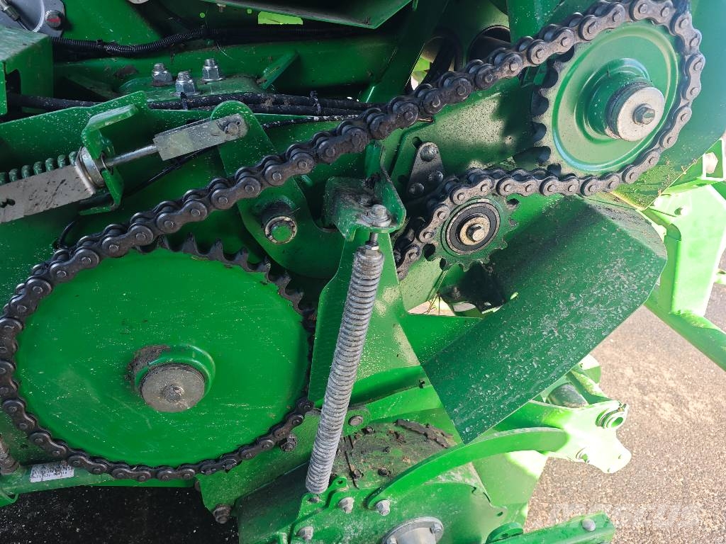 John Deere F 441 R 원형 곤포기