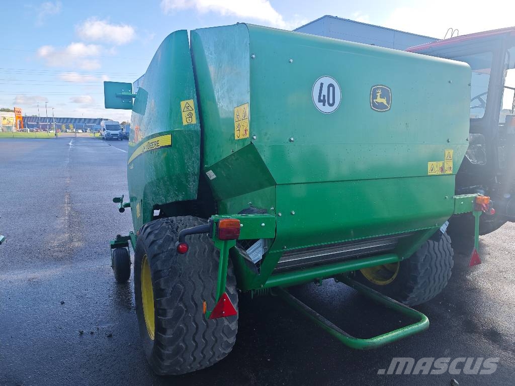 John Deere F 441 R 원형 곤포기