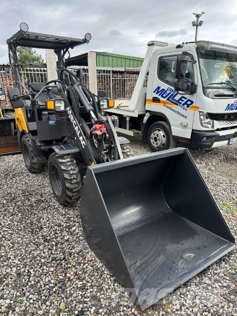 Mecalac MCL 2 Radlader 24.000 EUR Kubota RT 160 JVB 403 Pale gommate