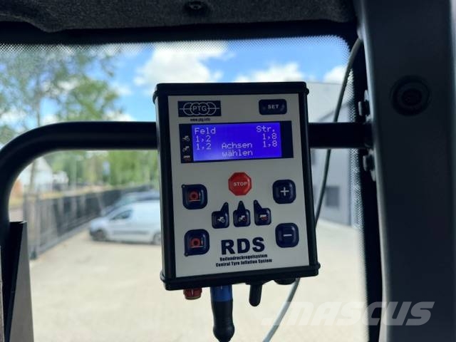 Valtra T235 direct Smart Touch Traktory
