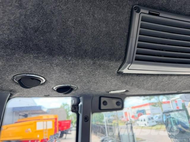 Valtra T235 direct Smart Touch Traktory