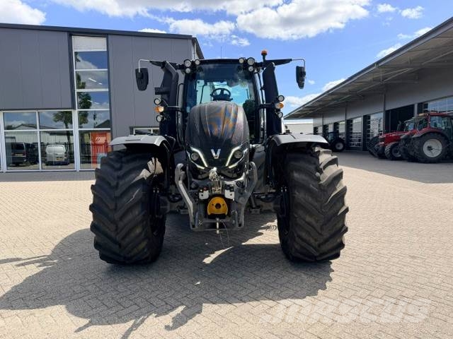 Valtra T235 direct Smart Touch Traktory