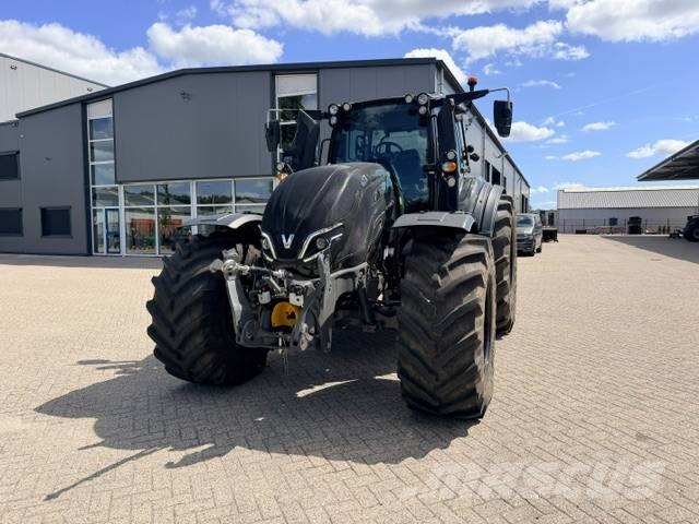 Valtra T235 direct Smart Touch Traktory