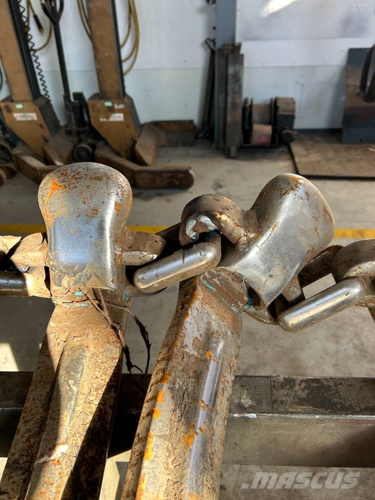 Track Parts Cadenas, orugas y chasis