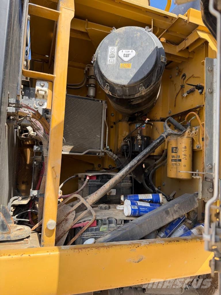 CAT 349 E Rupsgraafmachines