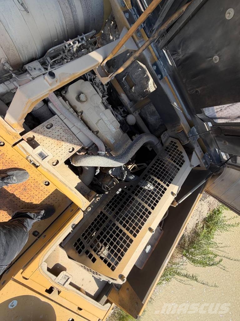 CAT 349 E Rupsgraafmachines