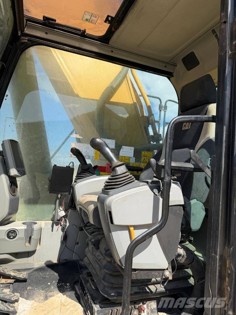 CAT 349 E Rupsgraafmachines