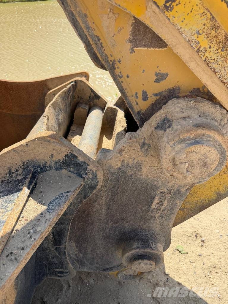CAT 349 E Rupsgraafmachines