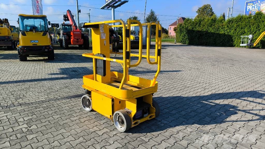 JLG 1230 ES Вертикальні щоглові підйомники