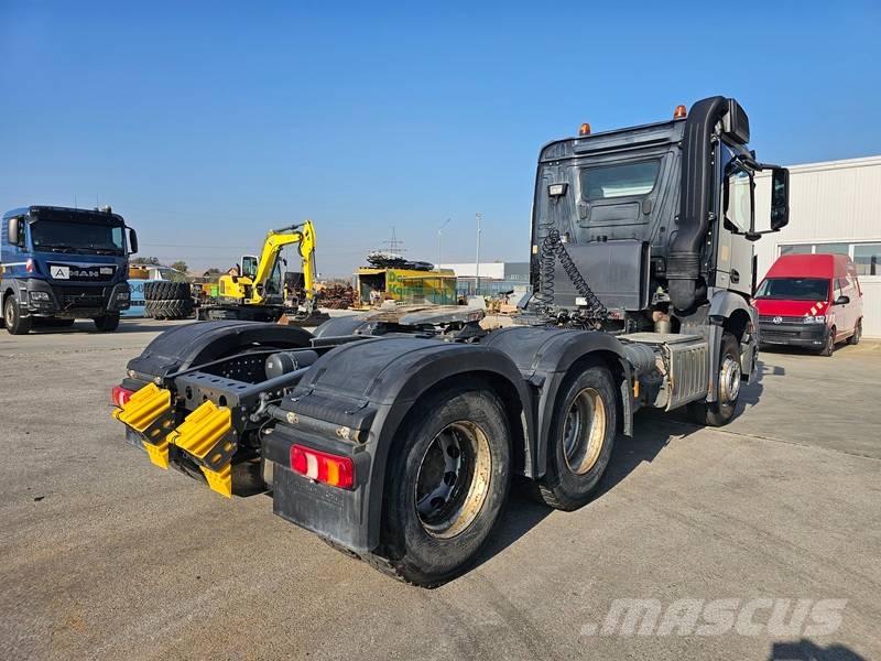 Mercedes-Benz Arocs 2658 自卸式货车