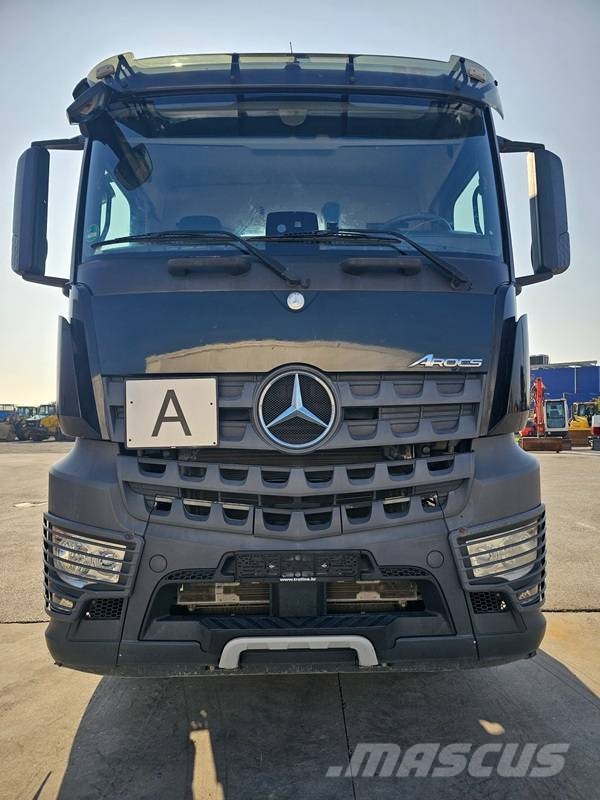 Mercedes-Benz Arocs 2658 自卸式货车