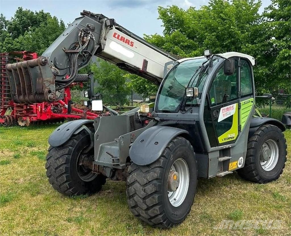 CLAAS Scorpion 9055 Телескопічні підйомники