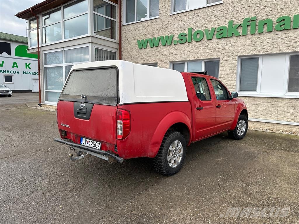 Nissan Navara VIN 960 Carros
