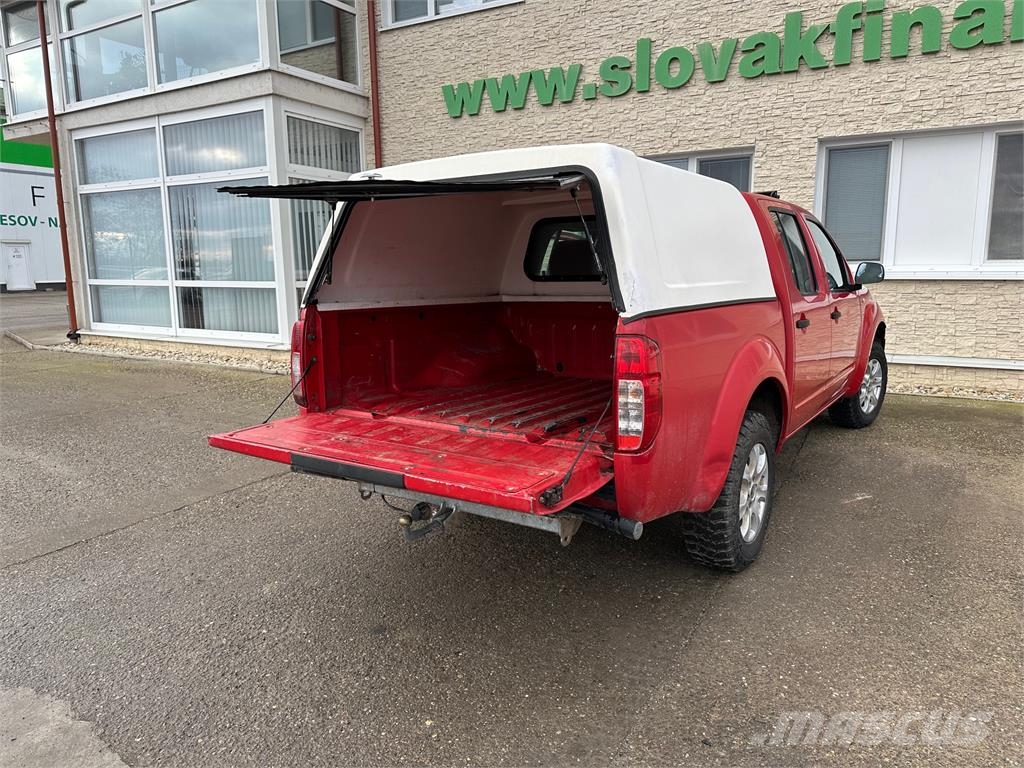 Nissan Navara VIN 960 Carros