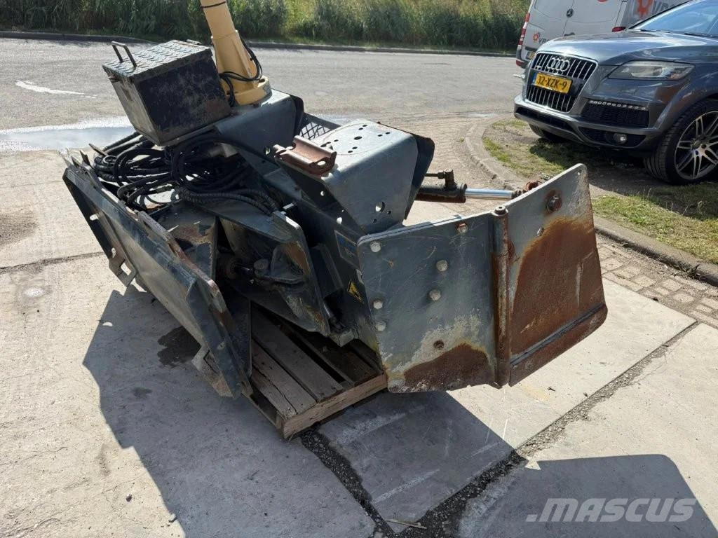 Bobcat Levelboard leveler grader egaliseerbord level Meko Schrankladers