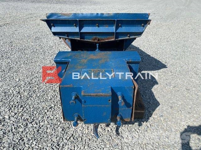 Locker SF42 Vibrating Feeder Trilmachines