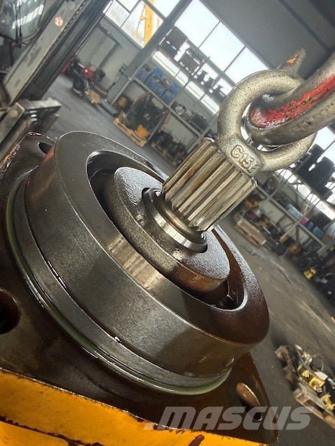 Liebherr L 541 USED HYDRAULIC COMPLET PARTS Hydraulics