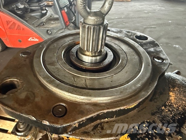 Liebherr L 541 USED HYDRAULIC COMPLET PARTS Hydraulics