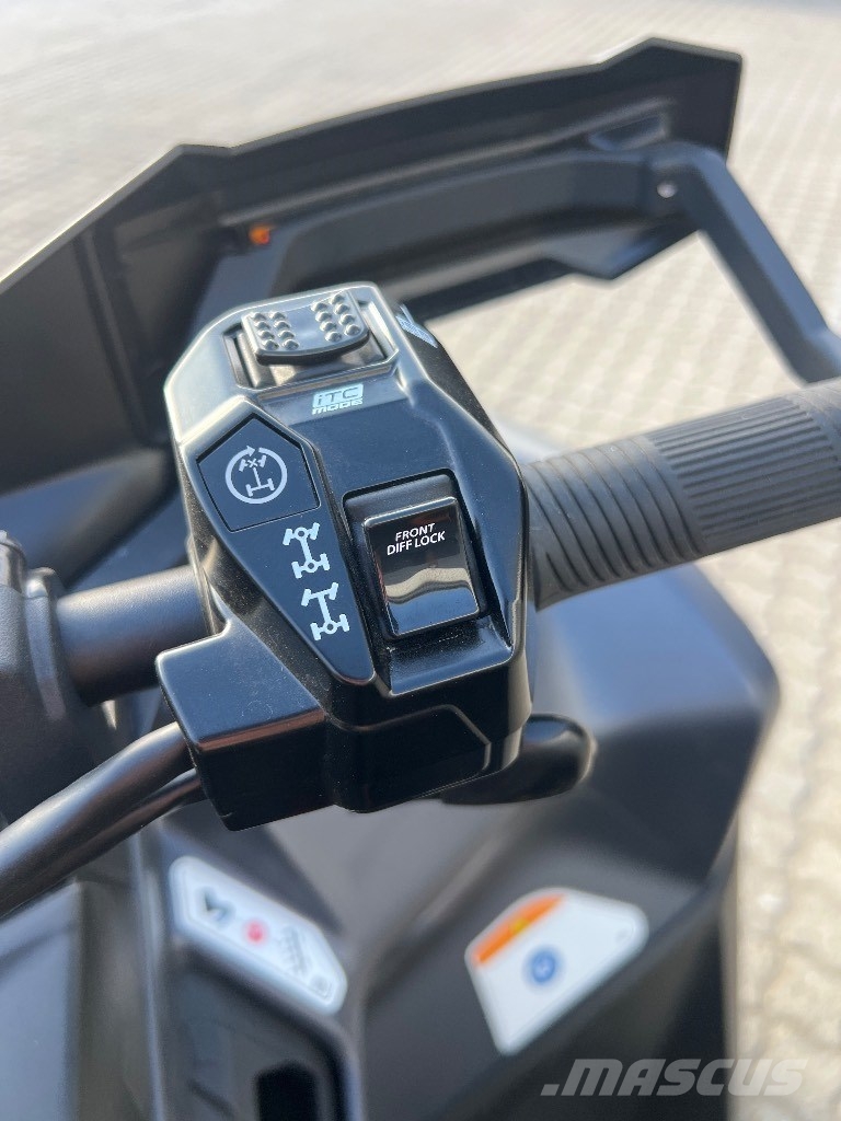 Can-am Outlander MAX XT-P 1000 V-Twin Квадроциклы