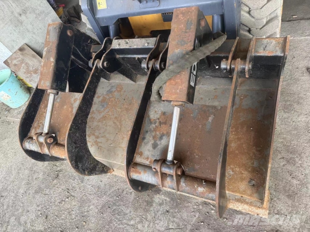 LiuGong 375B Kompaktlastare