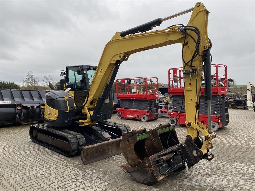 Yanmar VIO80-1A حفارات بعجل
