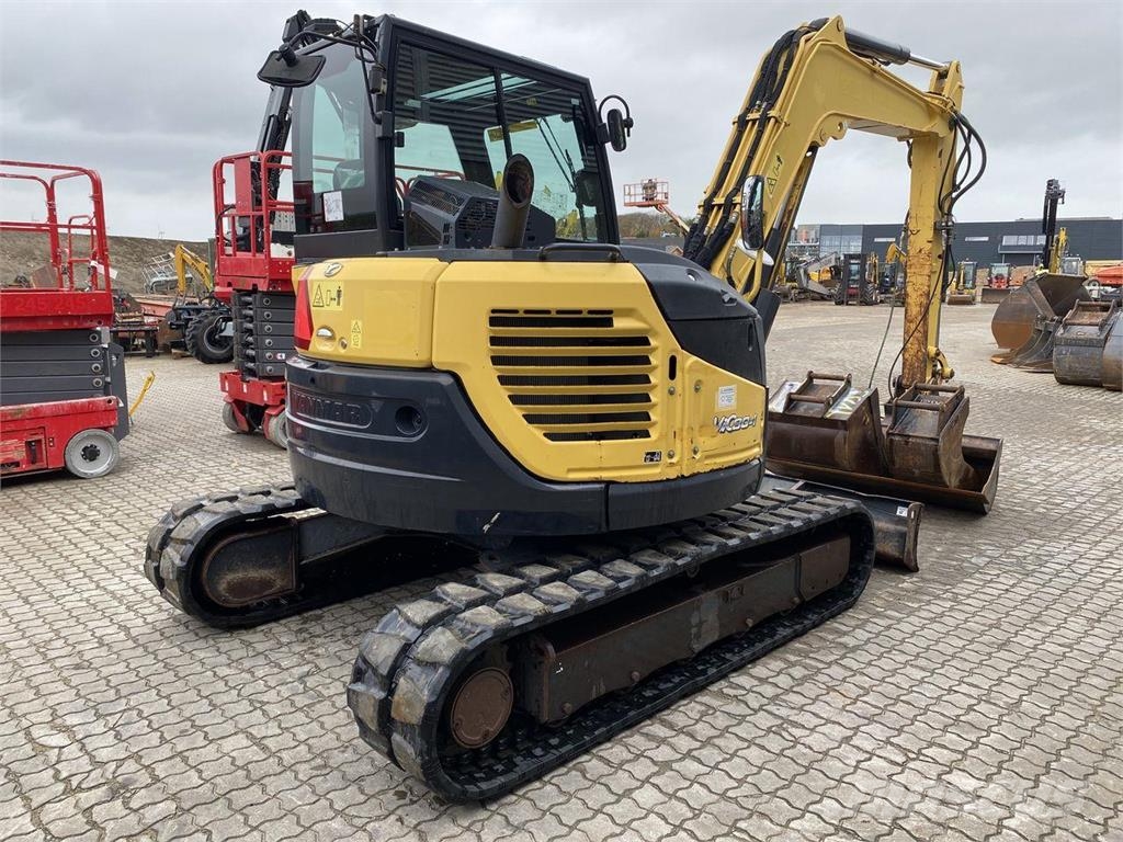 Yanmar VIO80-1A حفارات بعجل