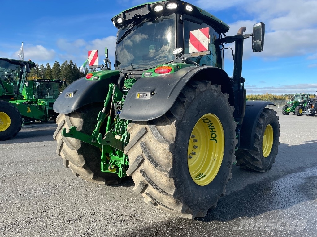 John Deere 6215 R Ultimate Tratores Agrícolas usados