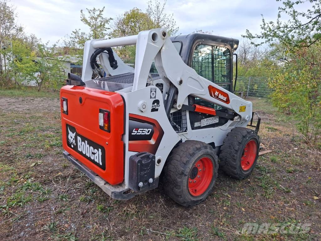 Bobcat S 530 لوادر انزلاقية التوجيه