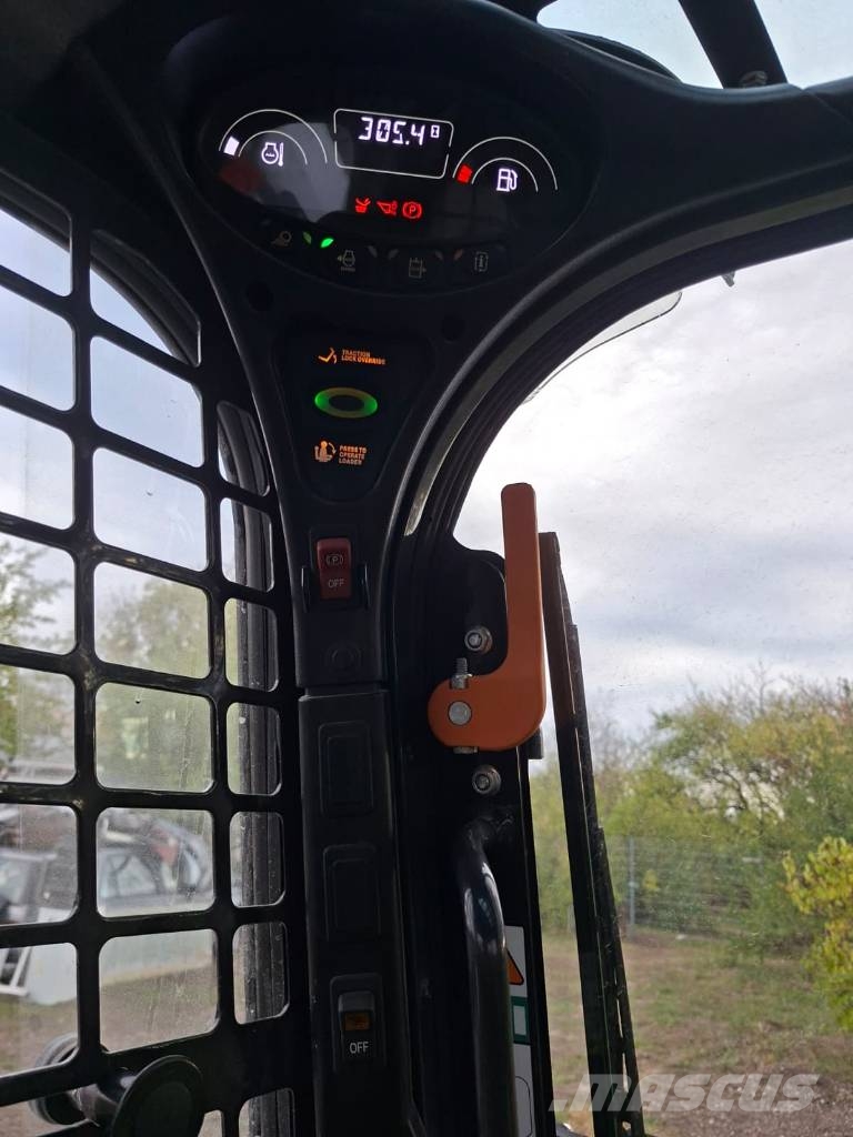 Bobcat S 530 لوادر انزلاقية التوجيه