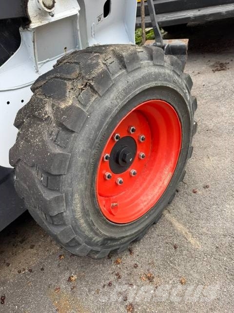 Bobcat S 530 Skid steer loaders