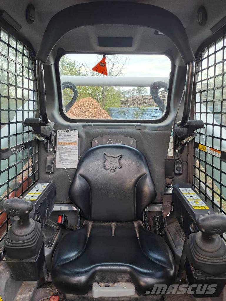 Bobcat S 530 لوادر انزلاقية التوجيه