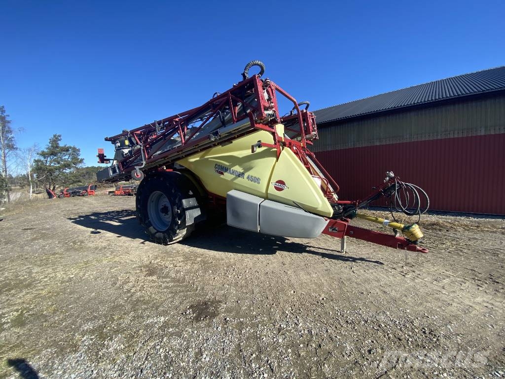 Hardi Commander Twin 4500 Pulverizadores rebocados