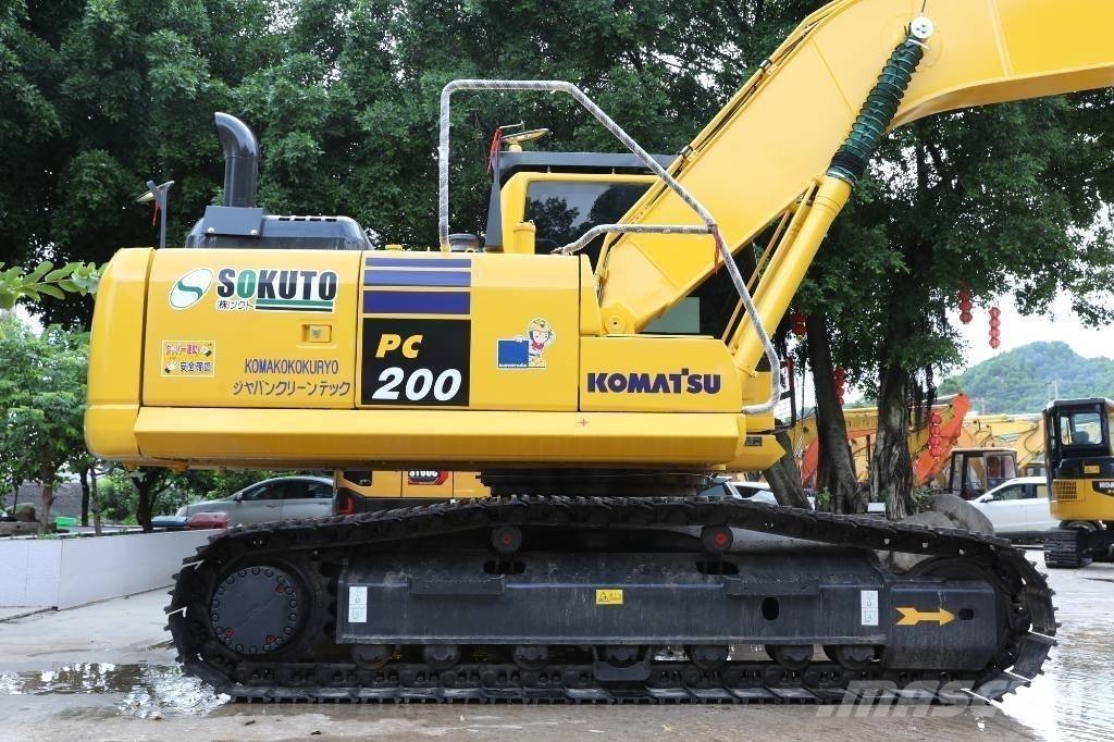 Komatsu PC 200-8 Minigraafmachines < 7t