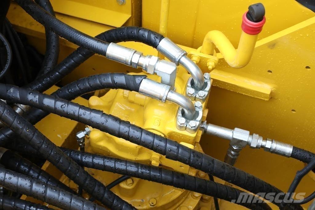 Komatsu PC 200-8 Minigraafmachines < 7t