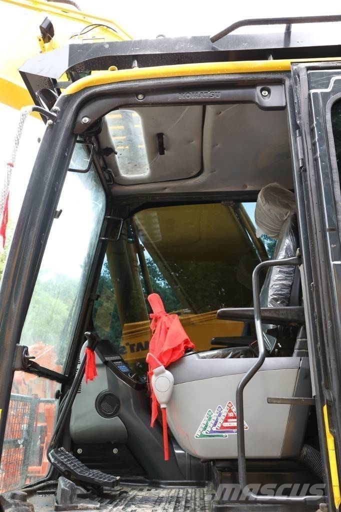 Komatsu PC 200-8 Minigraafmachines < 7t