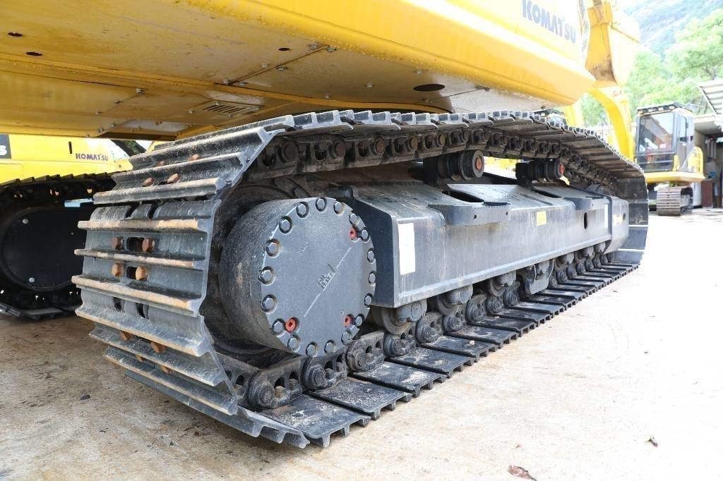 Komatsu PC 200-8 Minigraafmachines < 7t