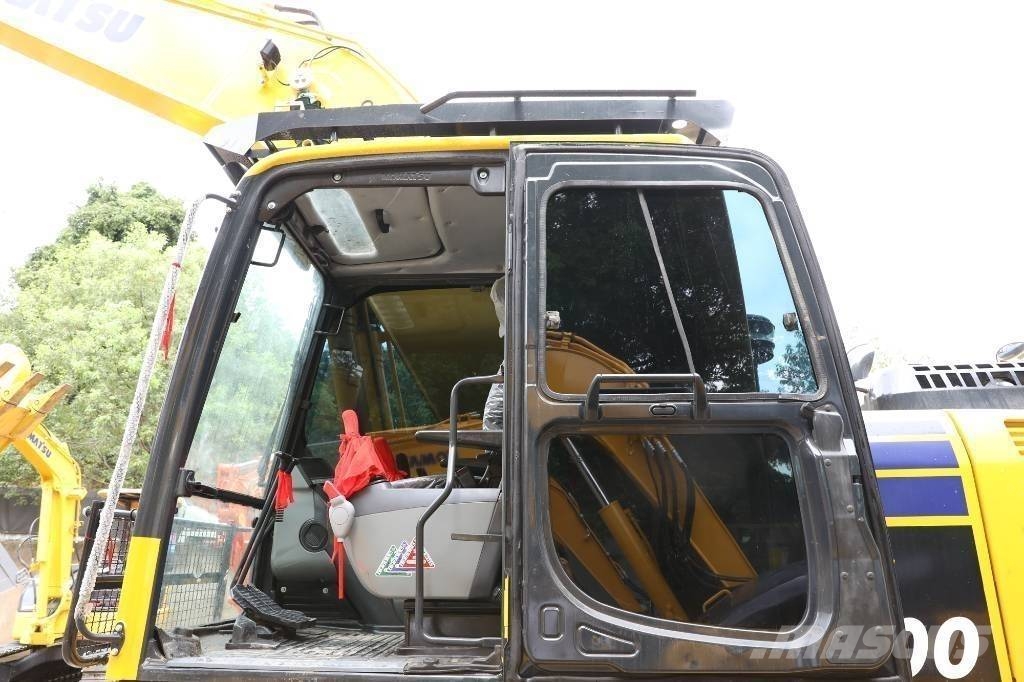 Komatsu PC 200-8 Minigraafmachines < 7t