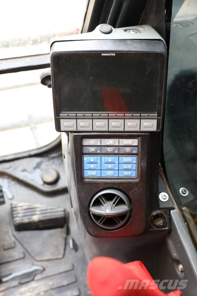 Komatsu PC 200-8 Minigraafmachines < 7t