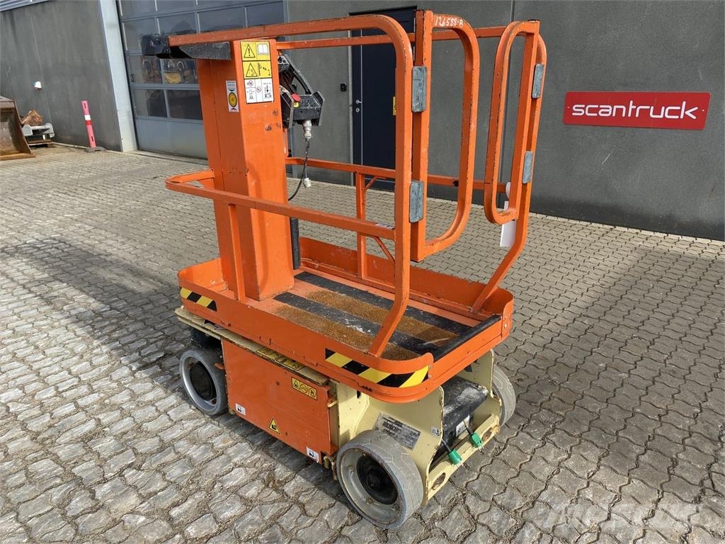 JLG 1230ES Vertikaalsed mast tõstukid