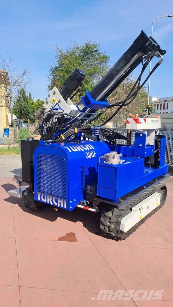 Turchi 300 F Paalutuskoneet