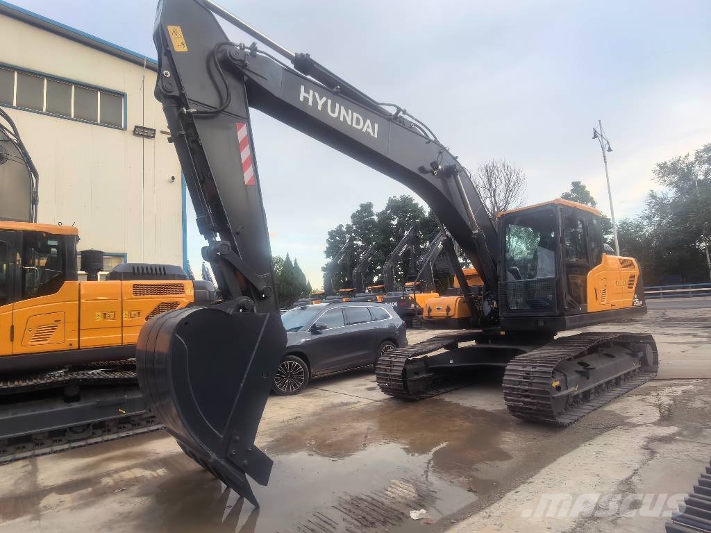 Hyundai HX225L PRO Raupenbagger